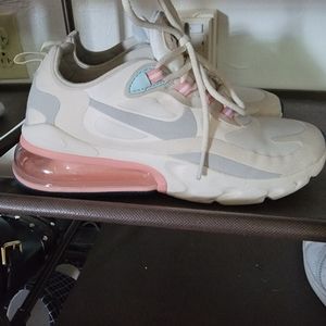 Nike air max 270 react women's 6.5